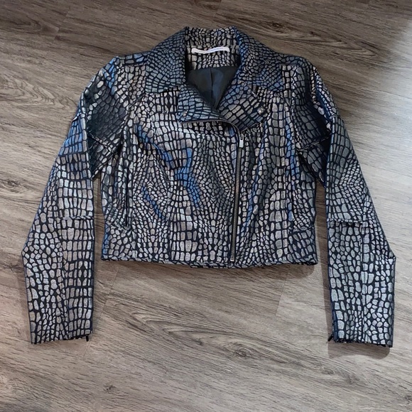 Diane Von Furstenberg Jackets & Blazers - Diane Von Furstenberg Angie Alligator Print Jacquard Moto Jacket